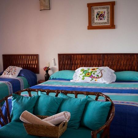 Casa Adriana Otel Zihuatanejo Dış mekan fotoğraf
